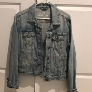 Gap Jean Jacket (Light-wash)